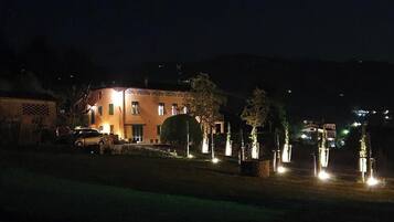Esterni