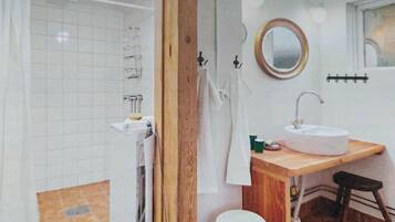 Hair dryer, towels, toilet paper