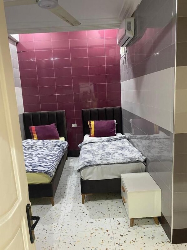 Laptop workspace, free WiFi - Hôtel Russie (TUNISIA)