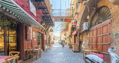 Les Bougainvilliers Studios in Batroun