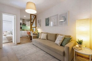 Living area - Vrbo Property (Lisboa)