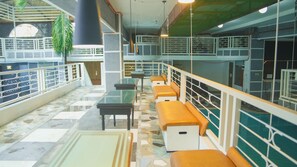 Indoor pool - Healing Hotel (Angeles City)