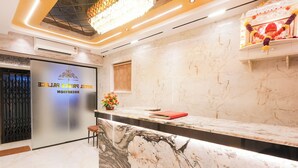 Ảnh chưa phân loại, 5 trong số 60 ảnh, nút