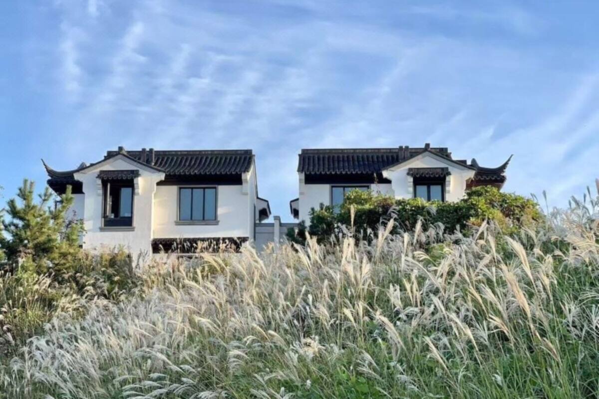 Senior Villa, Golf View