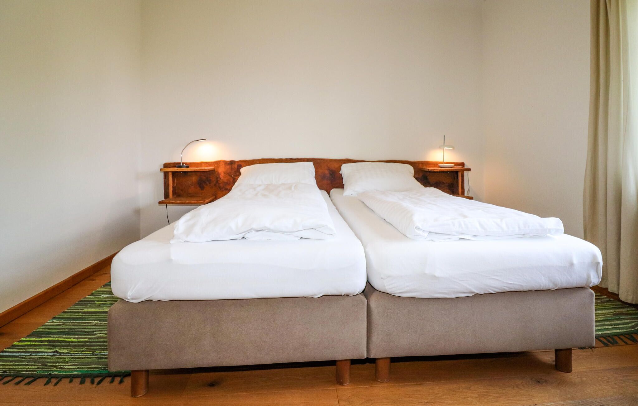 2 bedrooms, free WiFi