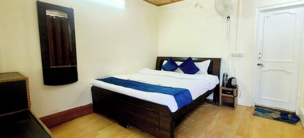 Vatika Resorts Cottages - Shoghi
