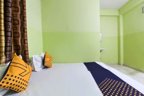 Star Guest House