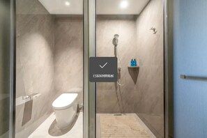 Habitación clásica doble, vistas a la ciudad | Baño