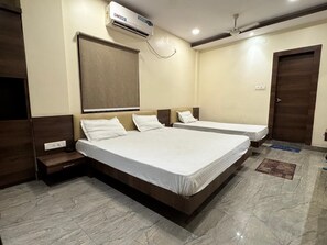 ห้องดีลักซ์