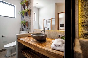 Shower, hair dryer, towels, soap - 4BR Villa Tenang Tropical Modern Villa with Private Pool in Ubud's Nature (Gianyar)