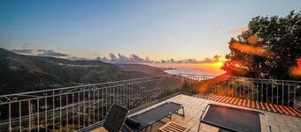 Caliante: Sea view /Etna, authentic Sicily, digital nomads