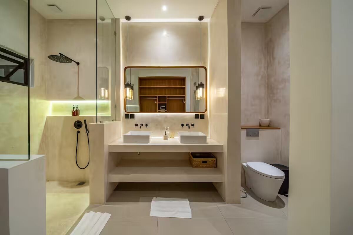 Luksus-villa - 4 soveværelser - privat pool - byudsigt | Badeværelse | Badekåber, hjemmesko, bidet