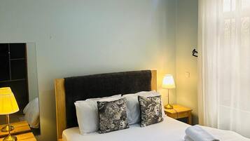 Laptop workspace, iron/ironing board, free WiFi, wheelchair access