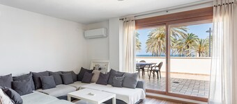 Villa 'Marenostrum' with Private Pool, Shared Terrace and Wi-Fi
