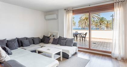 Villa „Marenostrum“ mit privatem Pool, Gemeinschaftsterrasse und WLAN