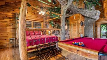 House, 1 King Bed with Sofa bed (Gatlinburg Enchanted Treehouse)