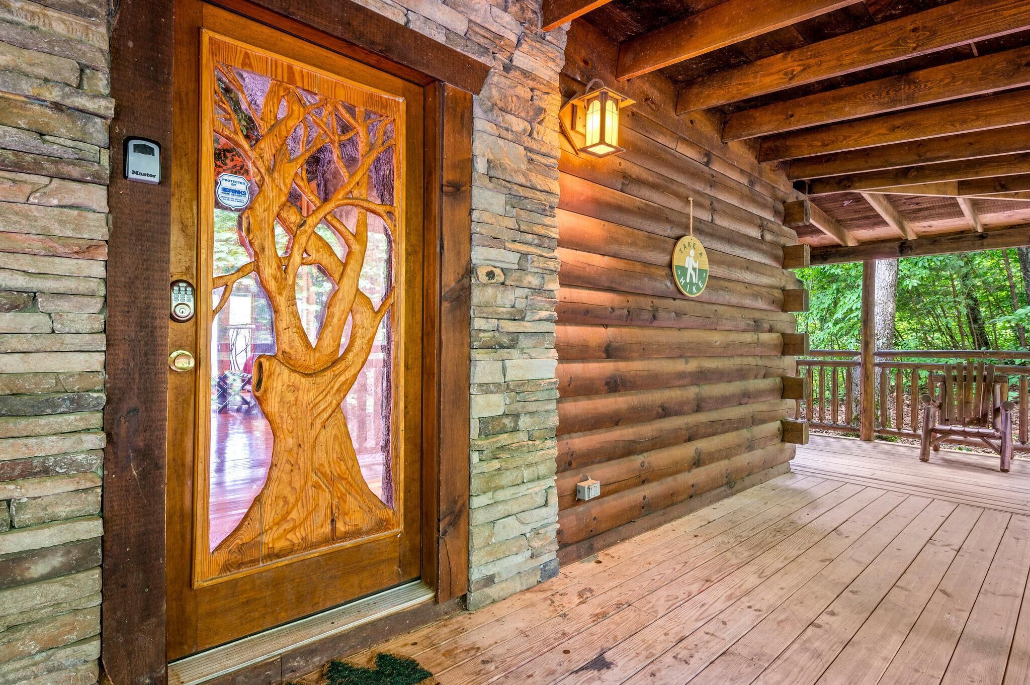 Hus, 1 kingsize-seng med sovesofa (Gatlinburg Enchanted Treehouse) | Utvendig detalj