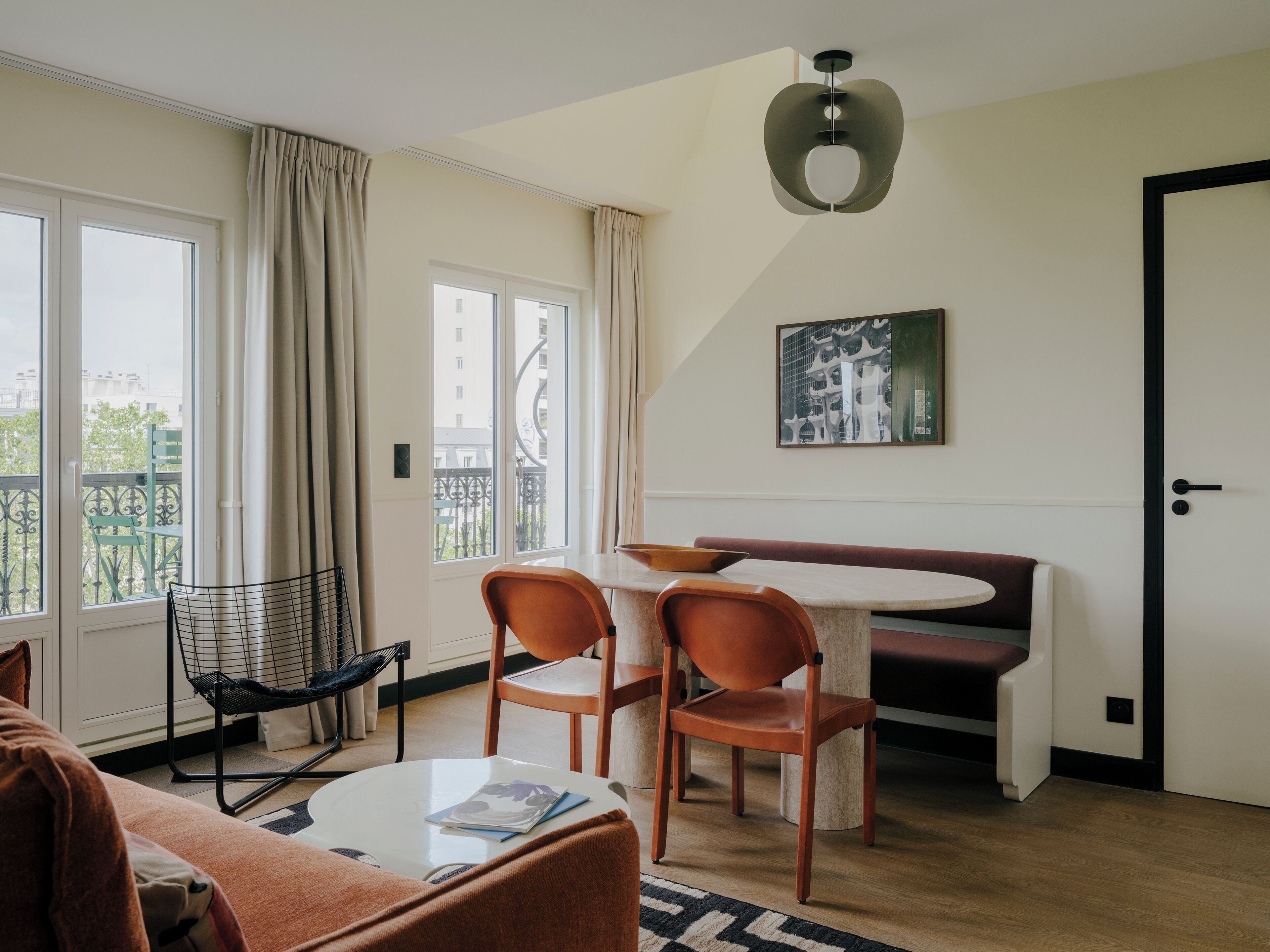 Familjelägenhet - 2 sovrum | Vardagsrum | 50-tums platt-tv med satellitkanaler, Netflix och streamingtjänster