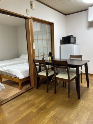 Dining - House in Sumiyoshi Ward, at Kobayashi Guest House, Osaka (大阪市)