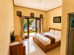 Comfort Double Room, Balcony, Garden View - Hotel Lilis Cempaka Mas (Tabanan)