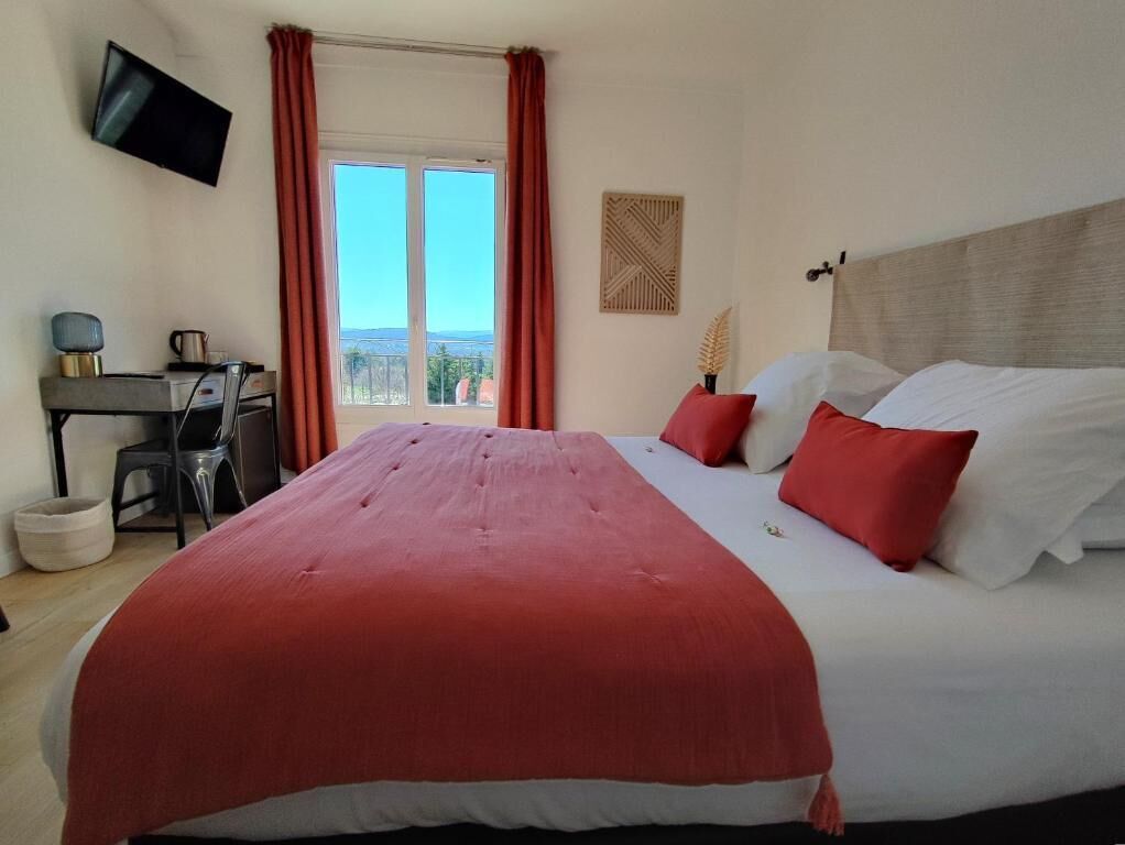 Een kluis op de kamer, verduisterende gordijnen, geluiddichte muren