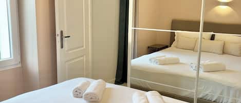 1 chambre, fer et planche Ă repasser, Wi-Fi, draps fournis