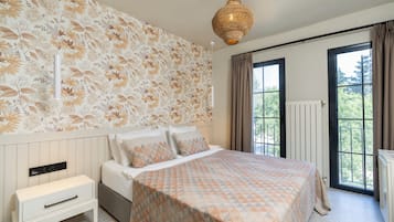Standard Room, Garden View | Egyptian cotton sheets, premium bedding, minibar, in-room safe