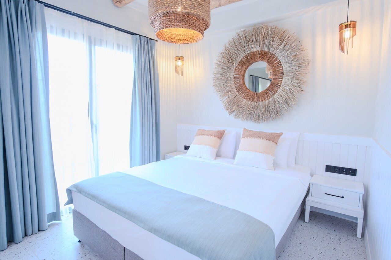 Standard Double Room, Garden View | In-room safe, free WiFi