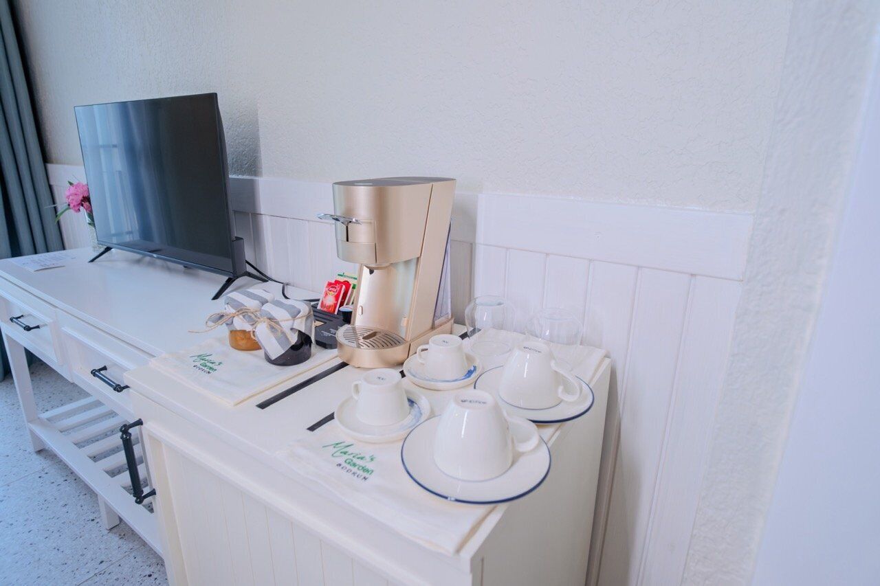 Standard Double Room, Garden View | Interior
