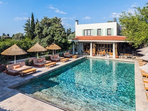 Seasonal outdoor pool