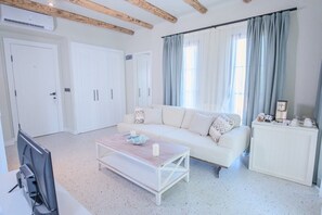 Living area - Vaha Bitez Boutique Hotel (Bodrum)