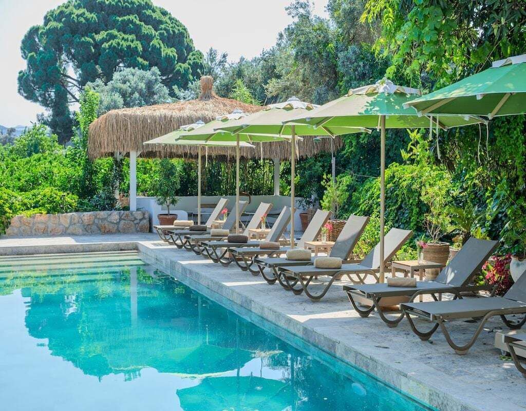 Seasonal outdoor pool