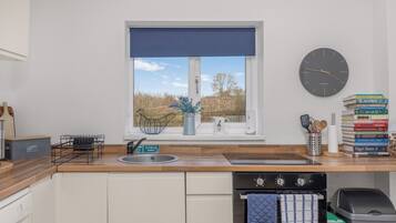 Microwave, oven
