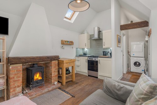 The Nook - Cosy Rural Cottage with Stunning Views