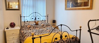 Badger Haven, Apt 3 1st floor self contained apartment in Brackley