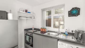 Microwave, oven