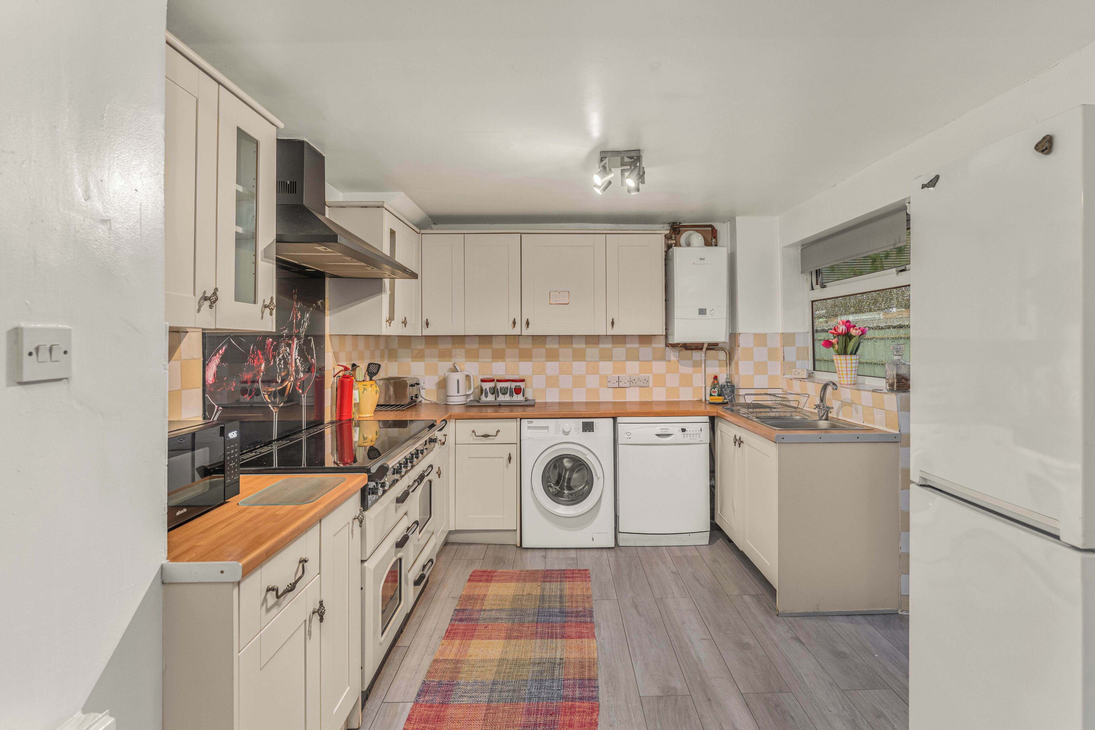 Microwave, oven, dishwasher