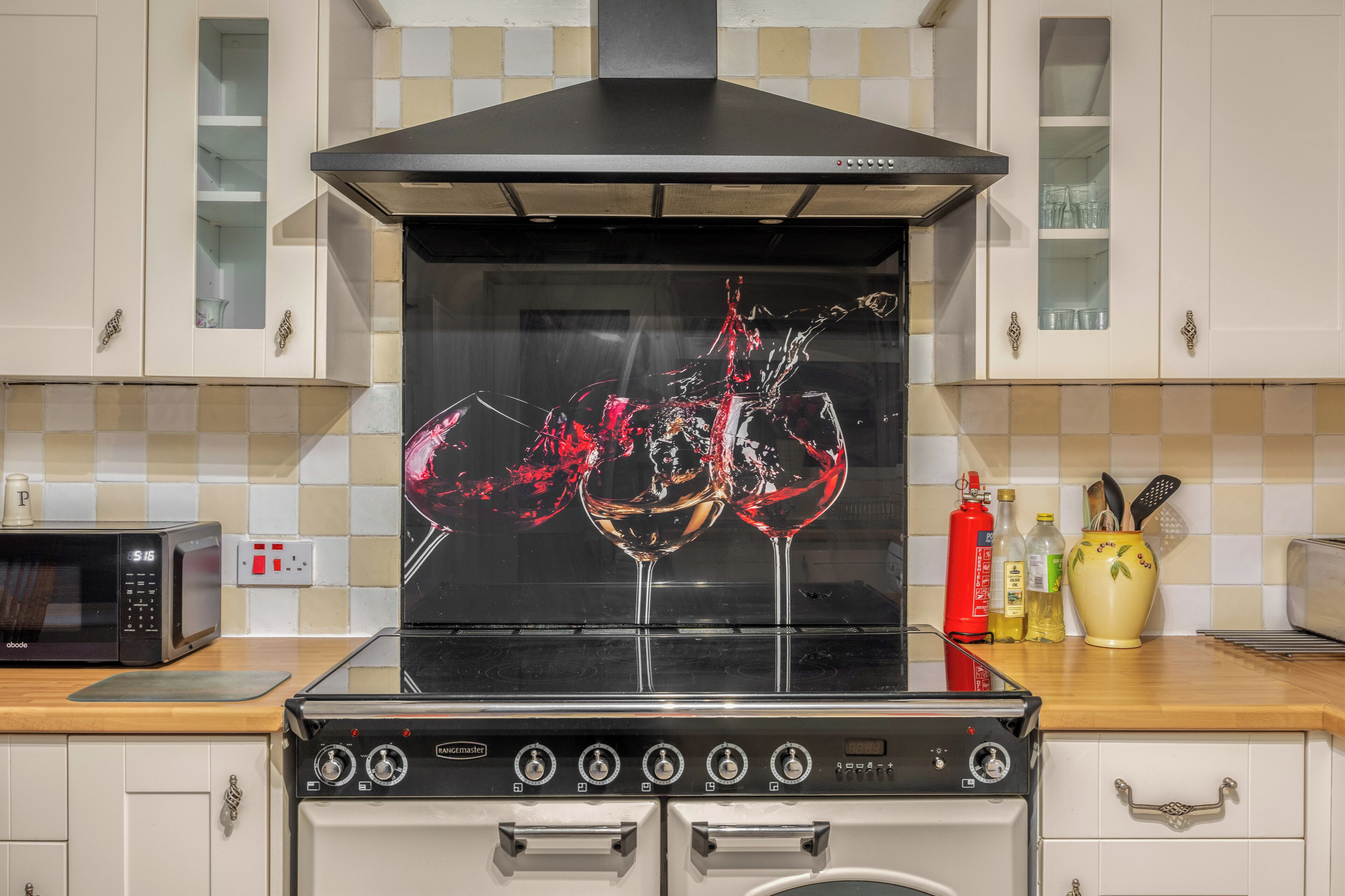 Microwave, oven, dishwasher