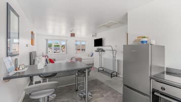 Microwave, oven