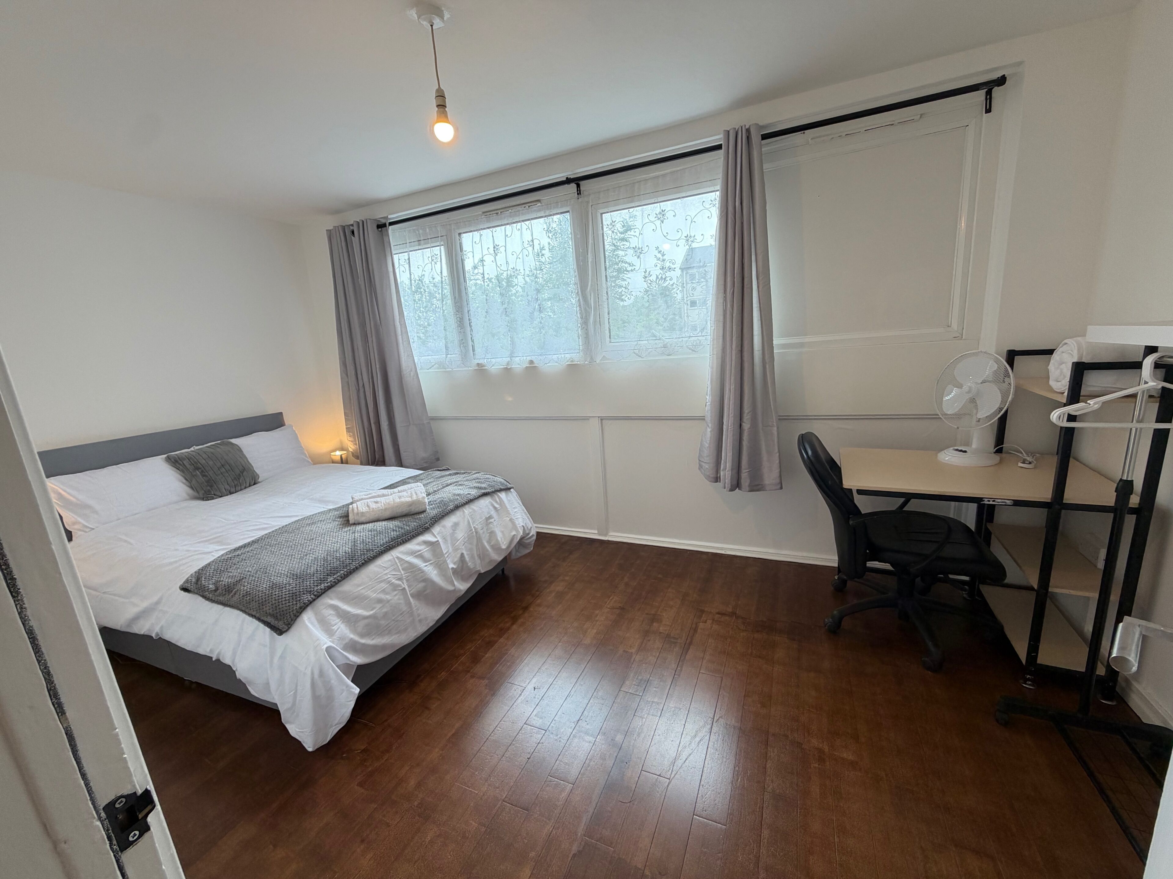 3 bedrooms, iron/ironing board, free WiFi, bed sheets