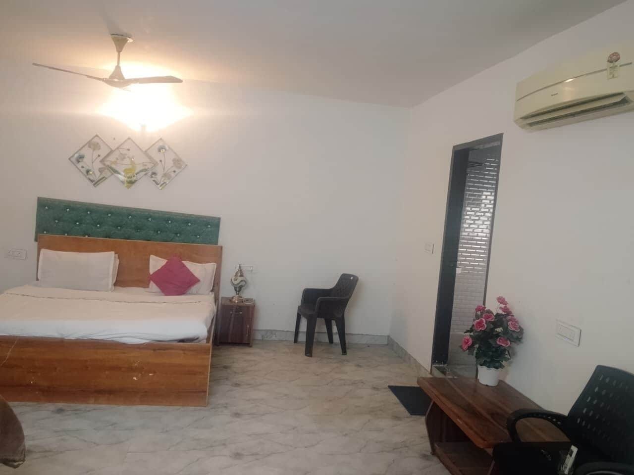 Basic Room | Free WiFi