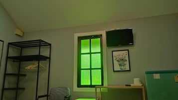 Bungalow, 1 Bedroom, Balcony, Garden View | Interior
