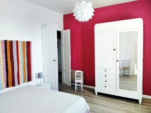 WiFi, bed sheets - Vrbo Property (Gruissan)