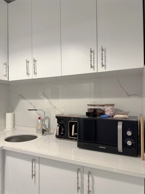 Private kitchen - Sapphire Deluxe • Central Bosphorus View Flat (Beyoglu)