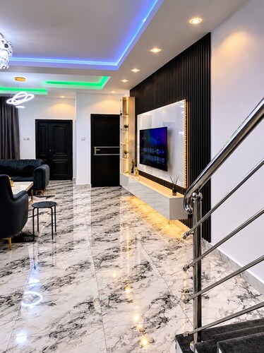 Ileero Homes: The Manor | Executive 4-Bedroom