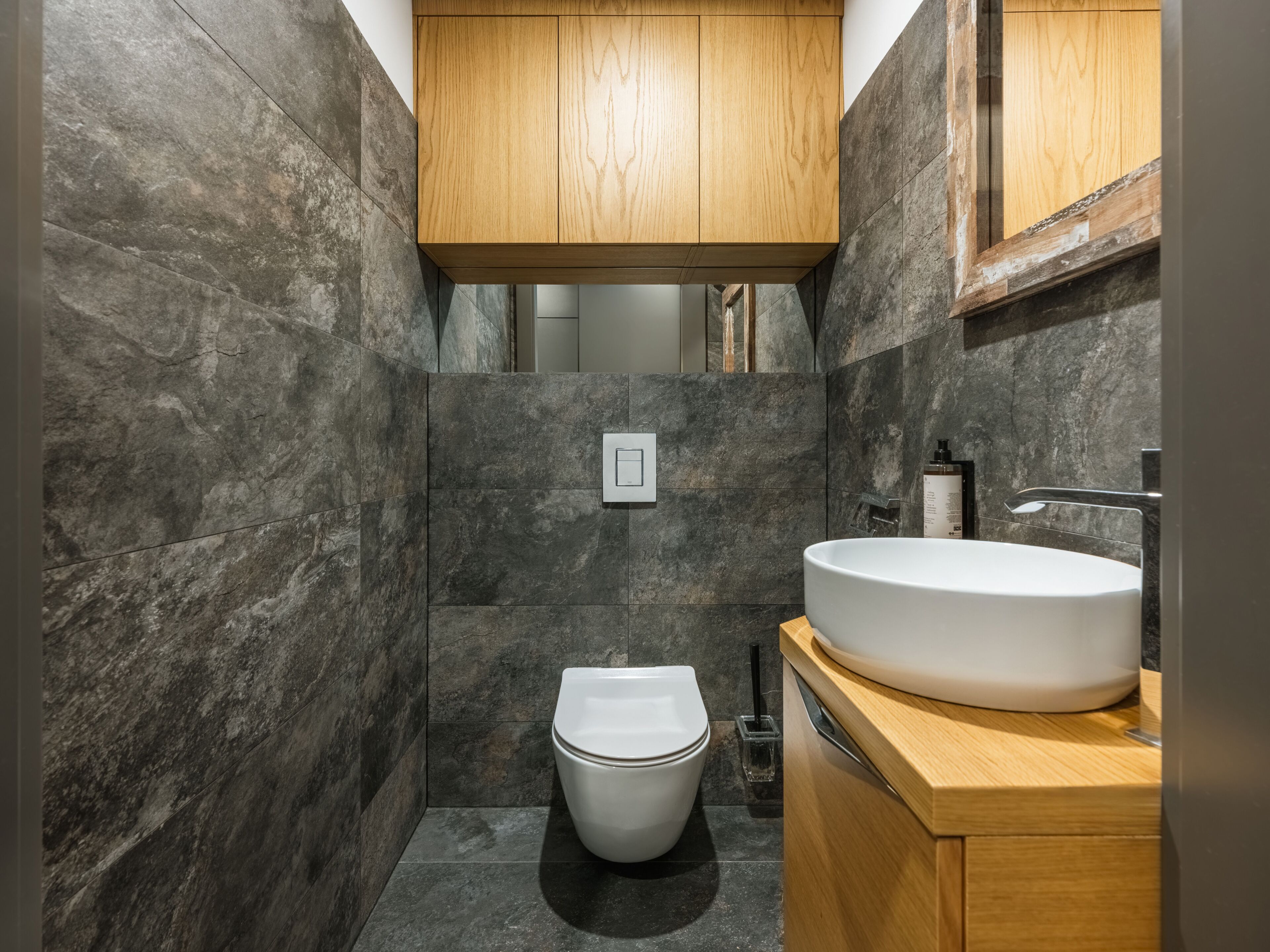 Family Apartment, 2 Bedrooms, Air conditioning, City View | Bathroom | Free toiletries, hair dryer, towels, soap