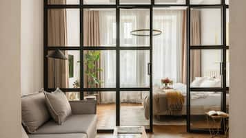 Apartamento luxo, 3 quartos, para não fumantes | Ferros/tábuas de passar roupa, Wi-Fi de cortesia, roupa de cama