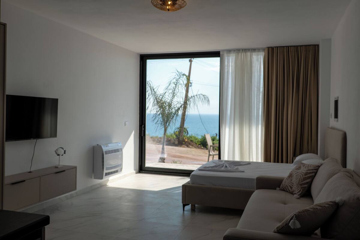 Suite, Balcony, Sea View | Free WiFi