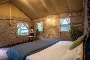 Safari S1 and S2 | Free WiFi - Aloha Riverside (Bhuntar)