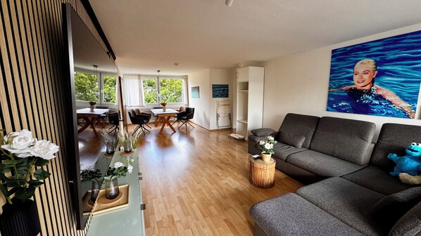 Living area - Vrbo Property (Reutlingen)